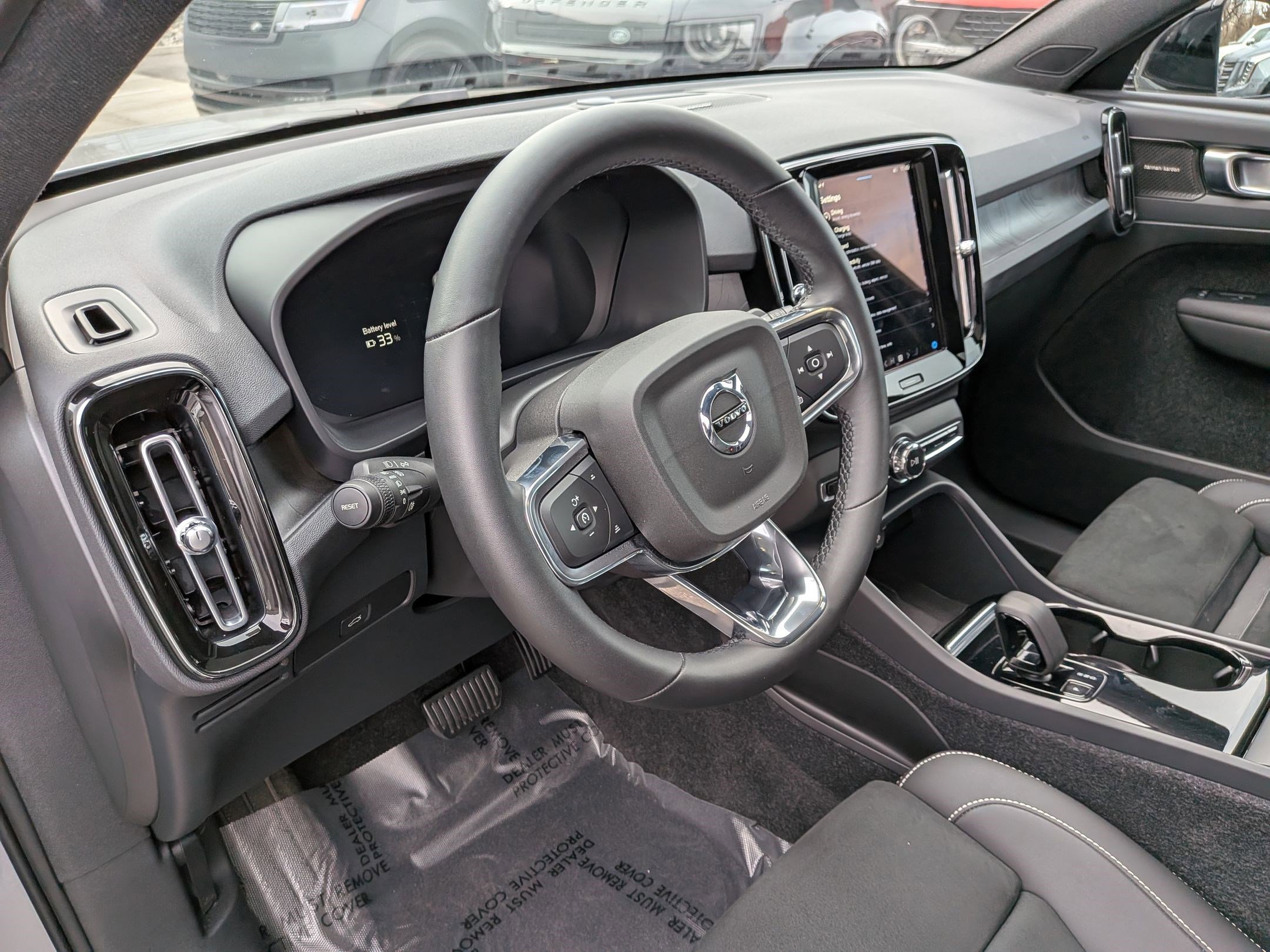 Certified 2023 Volvo C40 P8 Recharge Ultimate image 14