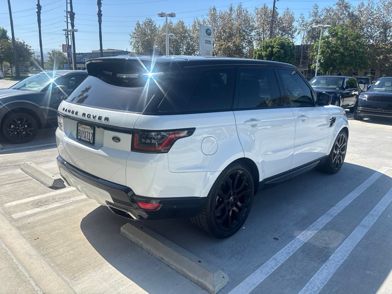 Used 2021 Land Rover Range Rover Sport HSE Silver Edition AWD/4WD image 3