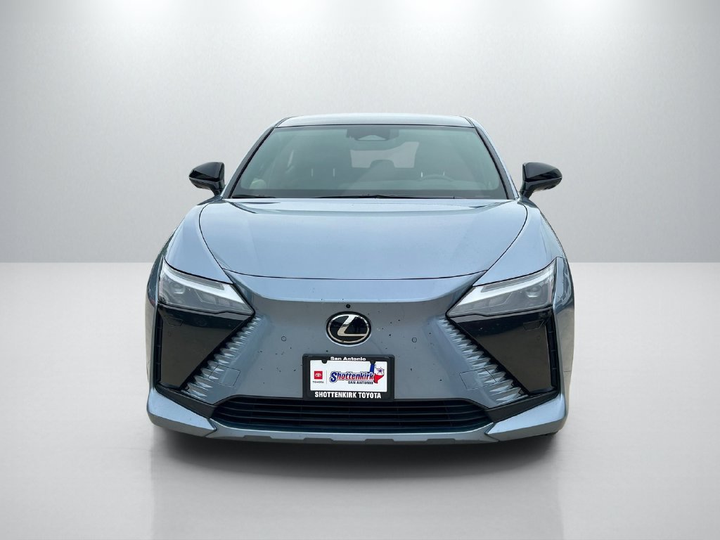 Used 2024 Lexus RZ 300e Premium FWD image 2