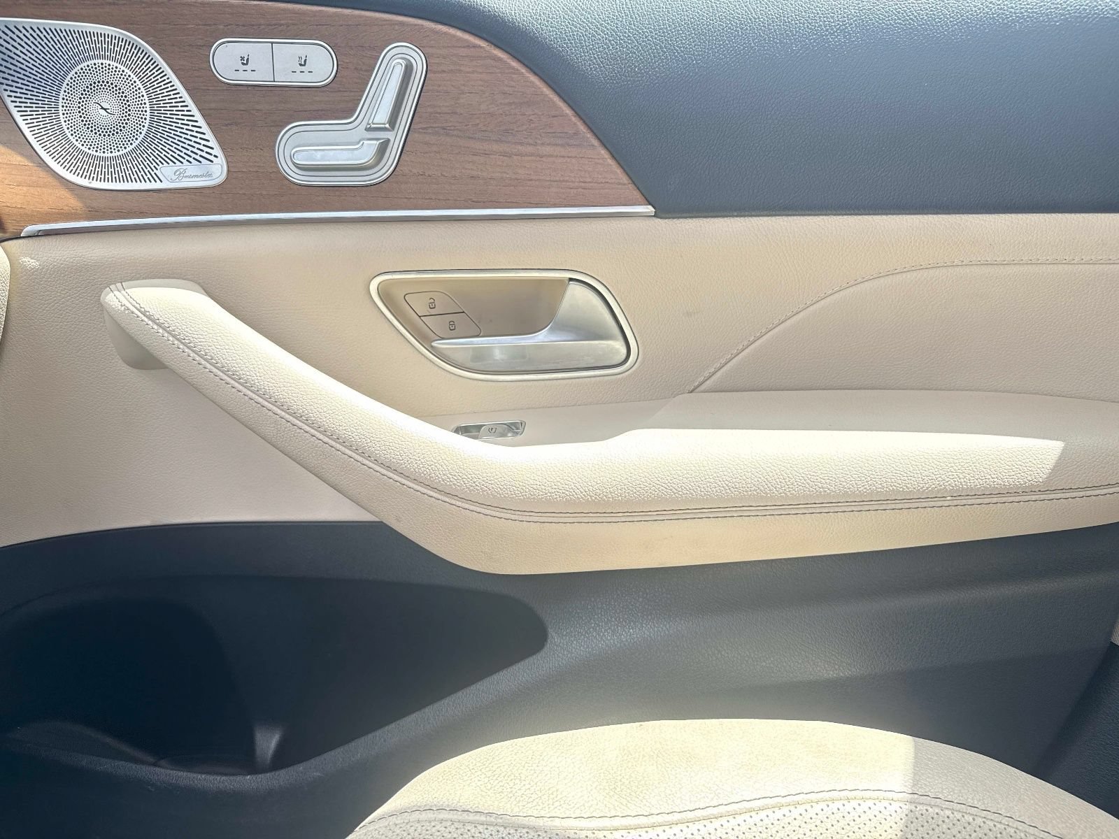 Used 2022 Mercedes-Benz GLS 450 4MATIC image 26