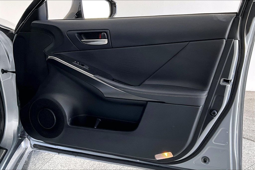 Used 2025 Lexus IS 500 w/ Accessory Package 2 RWD image 24