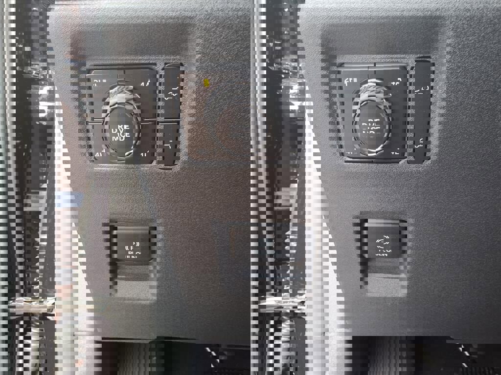 New 2025 Ford Expedition Platinum w/ Stealth Appearance Package image 41