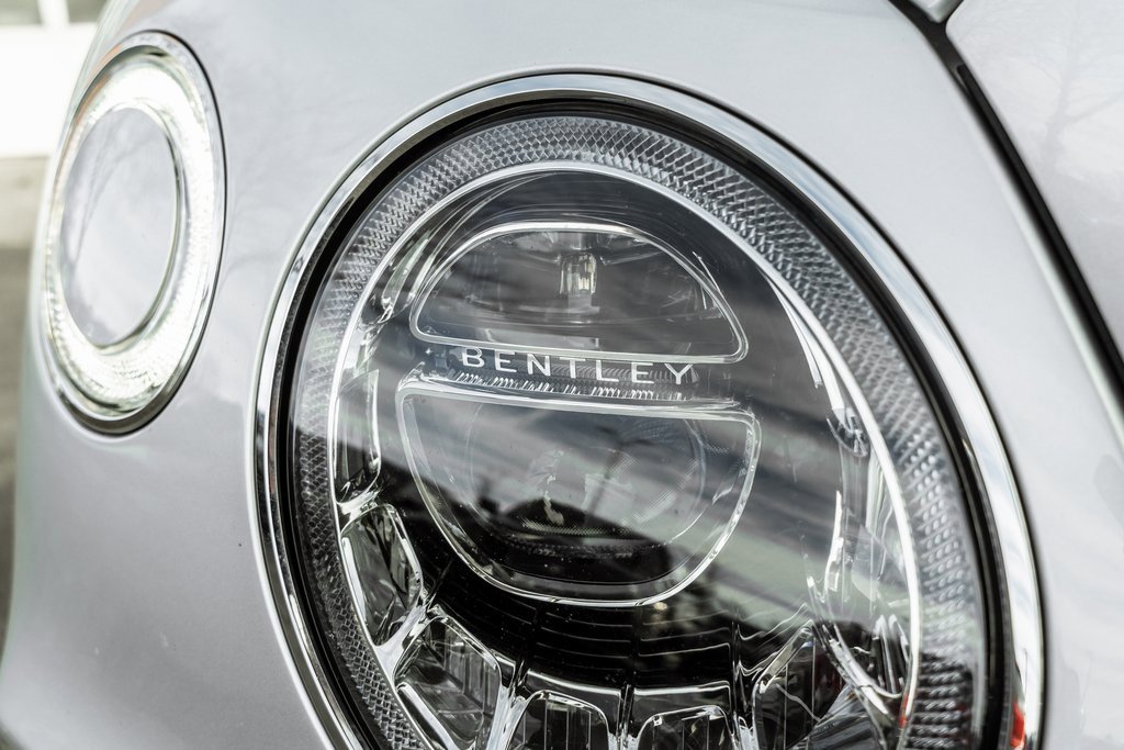 Used 2019 Bentley Bentayga image 53