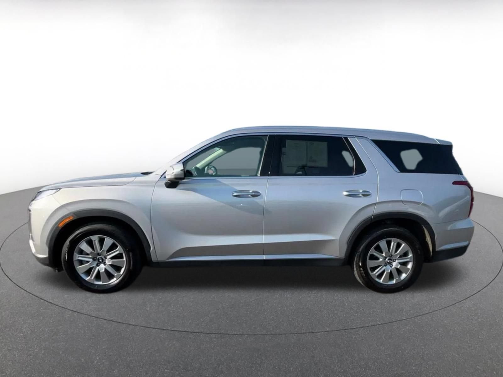 Used 2025 Hyundai Palisade SEL FWD image 8