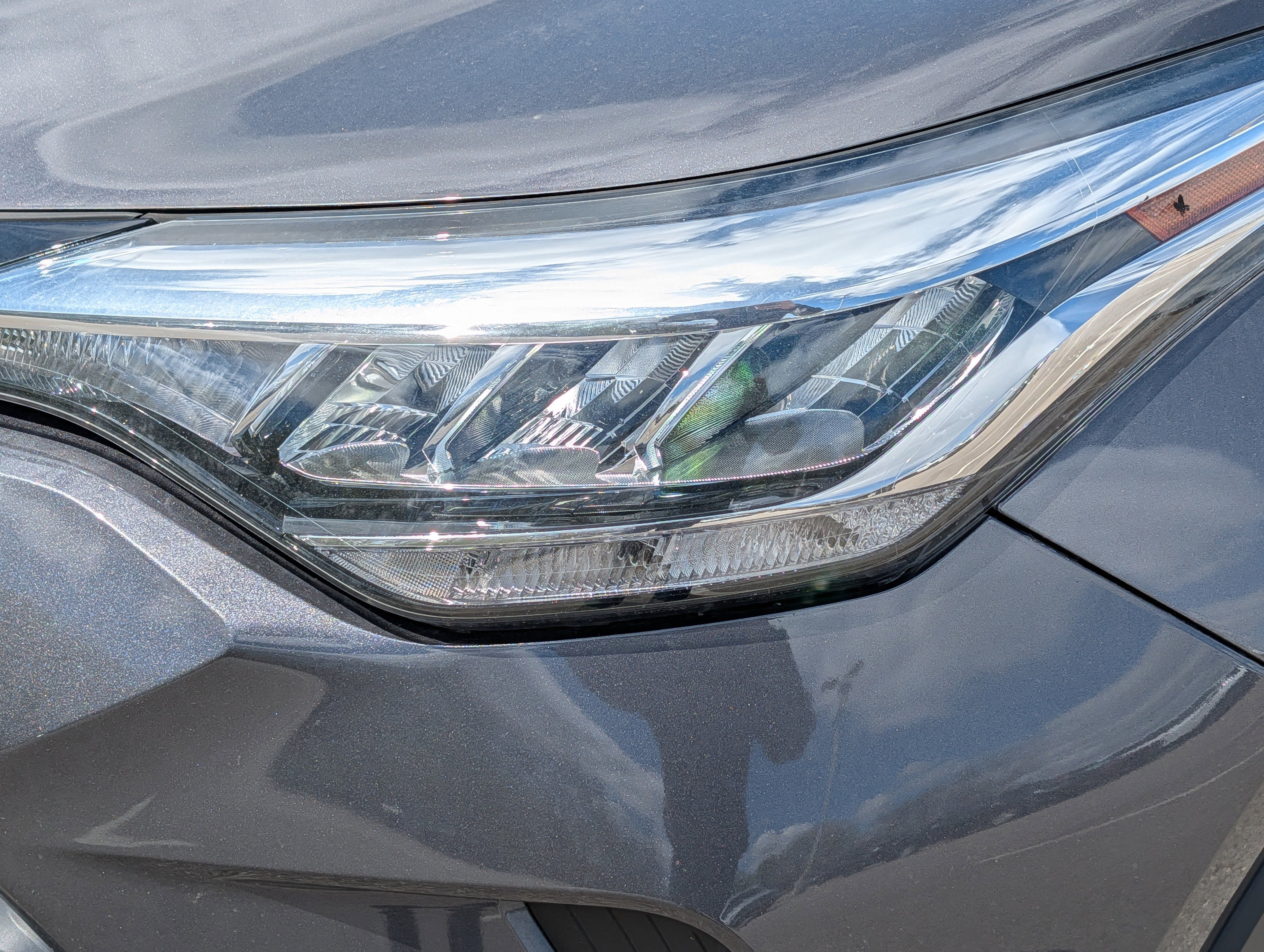 Used 2021 Toyota C-HR LE FWD image 16