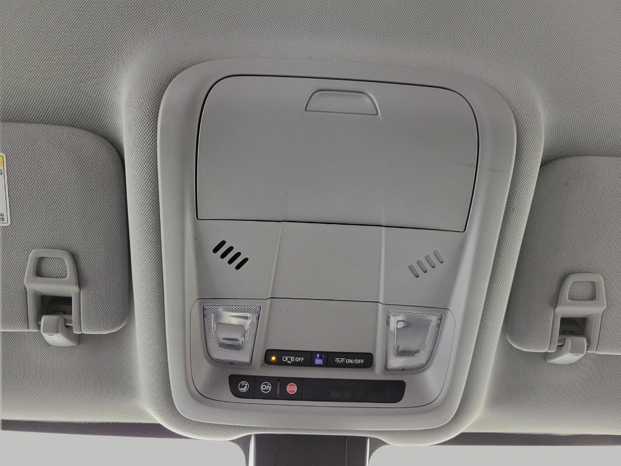 Used 2024 GMC Terrain SLE image 19