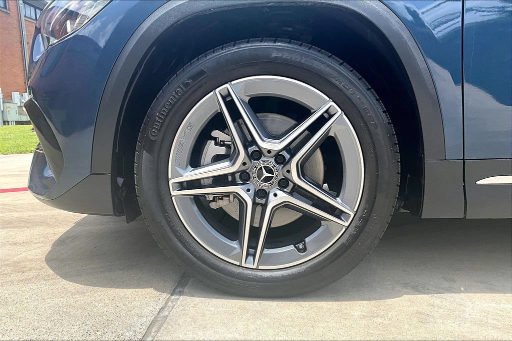 Used 2023 Mercedes-Benz GLA 250 4MATIC image 11