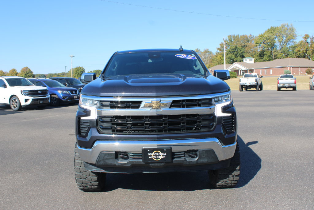 Used 2022 Chevrolet Silverado 1500 LT w/ Z71 Off-Road Package AWD/4WD image 3