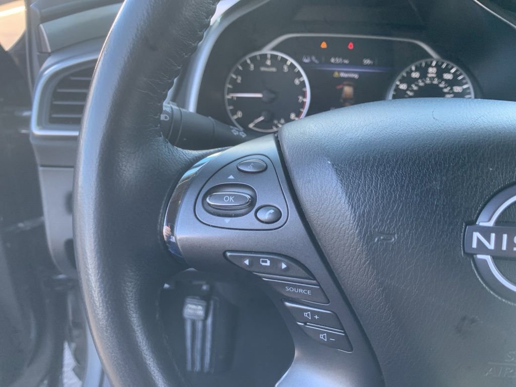 Used 2023 Nissan Murano SV image 13