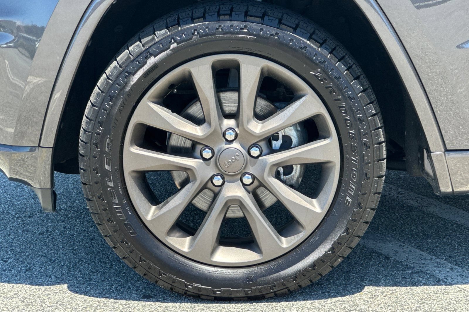 Used 2017 Jeep Grand Cherokee Limited 75th Anniversary AWD/4WD image 26