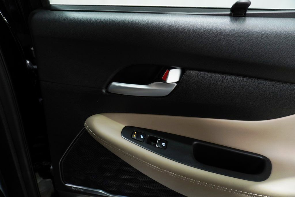 Used 2020 Hyundai Santa Fe Limited image 25