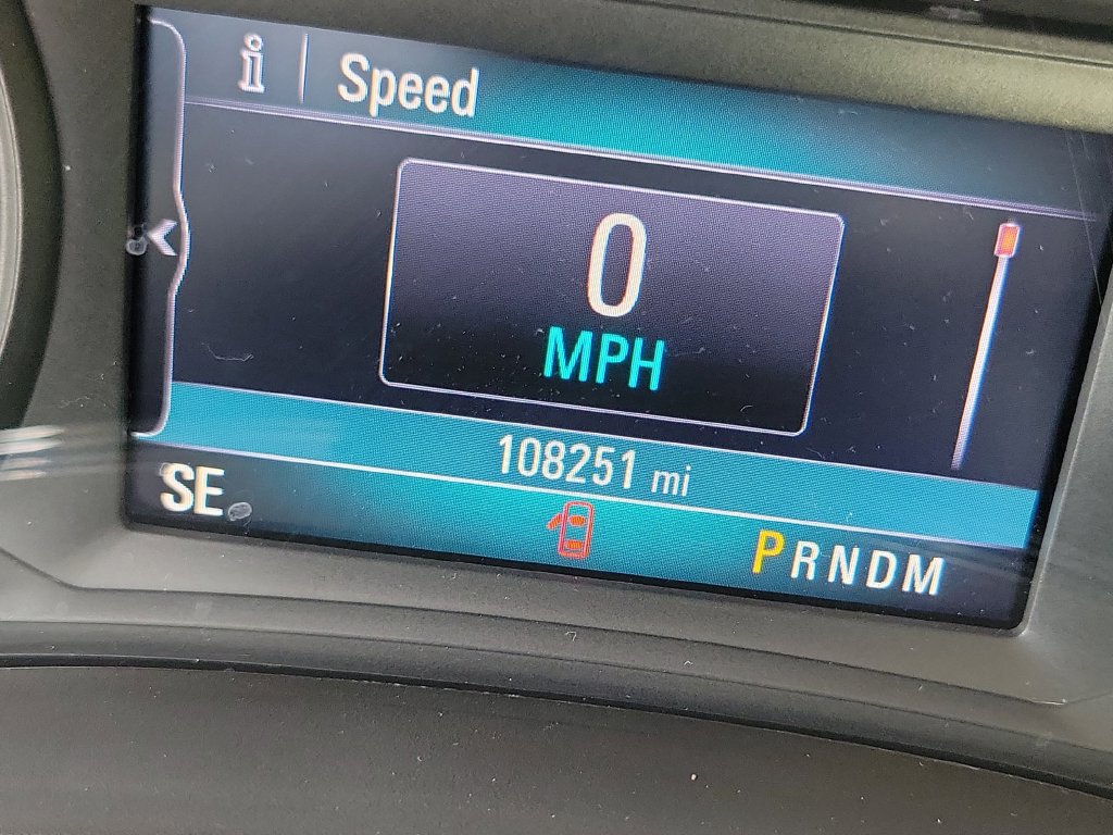Used 2019 Buick Encore Sport Touring AWD/4WD image 28