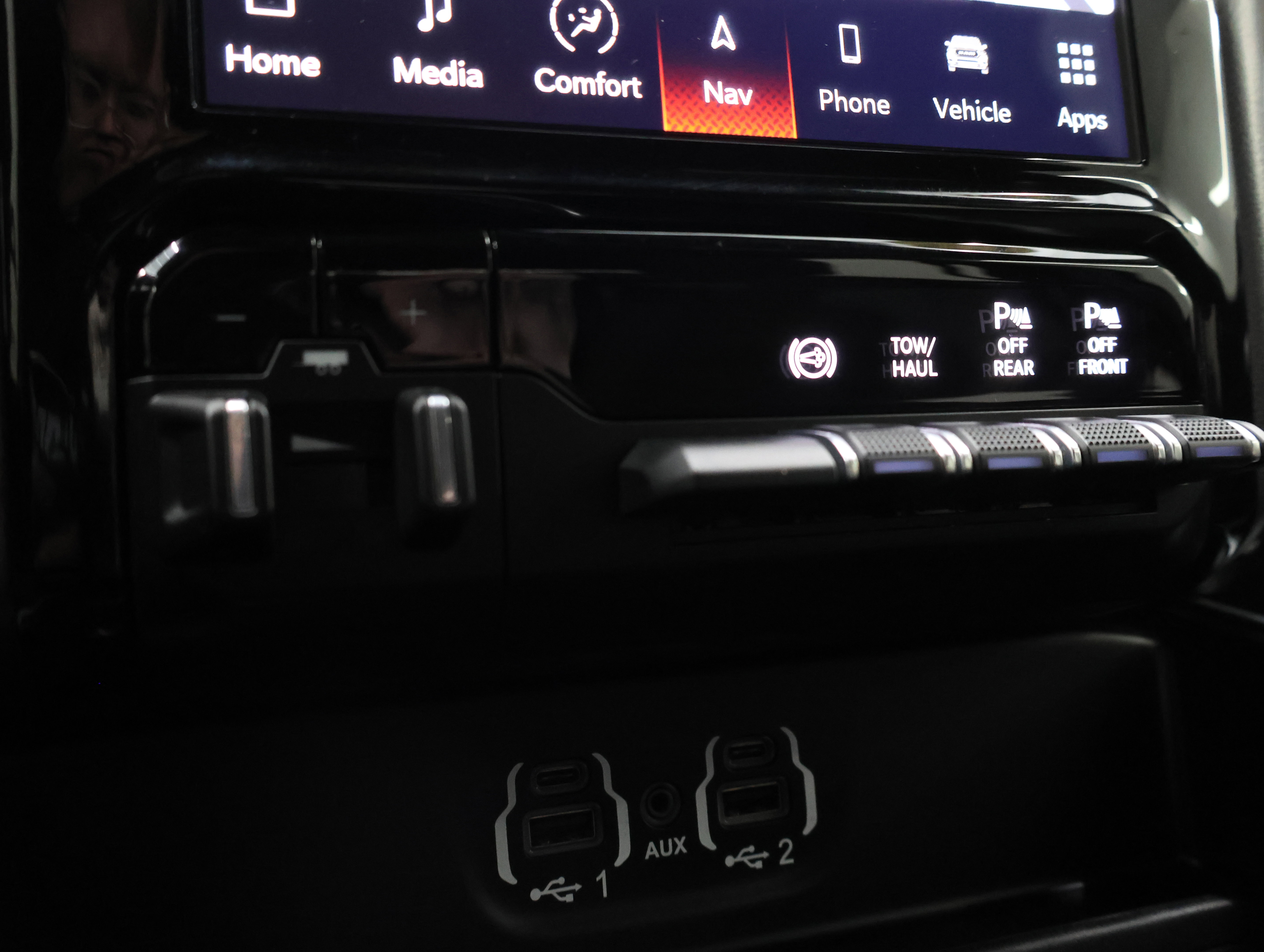 Used 2023 RAM 3500 Big Horn w/ Night Edition AWD/4WD image 44