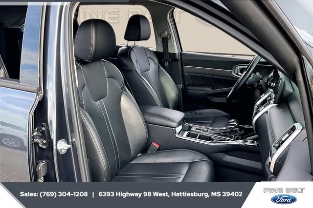 Used 2023 Kia Sorento SX image 6