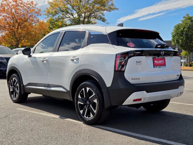 New 2027 Nissan Kicks SV AWD/4WD image 3