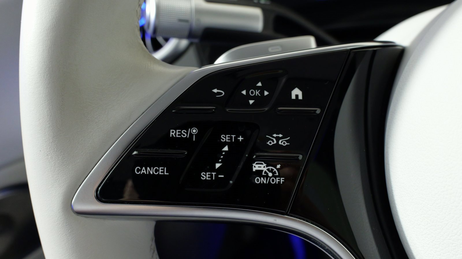 Used 2024 Mercedes-Benz EQS 580 4MATIC Sedan image 56