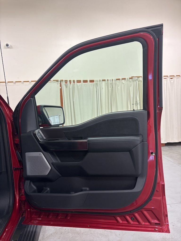 Used 2025 Ford F150 Platinum w/ Equipment Group 702A High AWD/4WD image 26