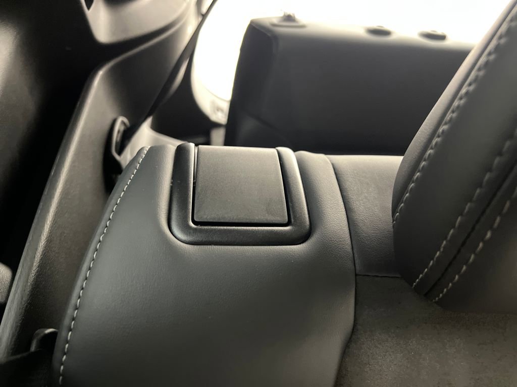 Used 2025 Mitsubishi Outlander SE AWD/4WD image 20