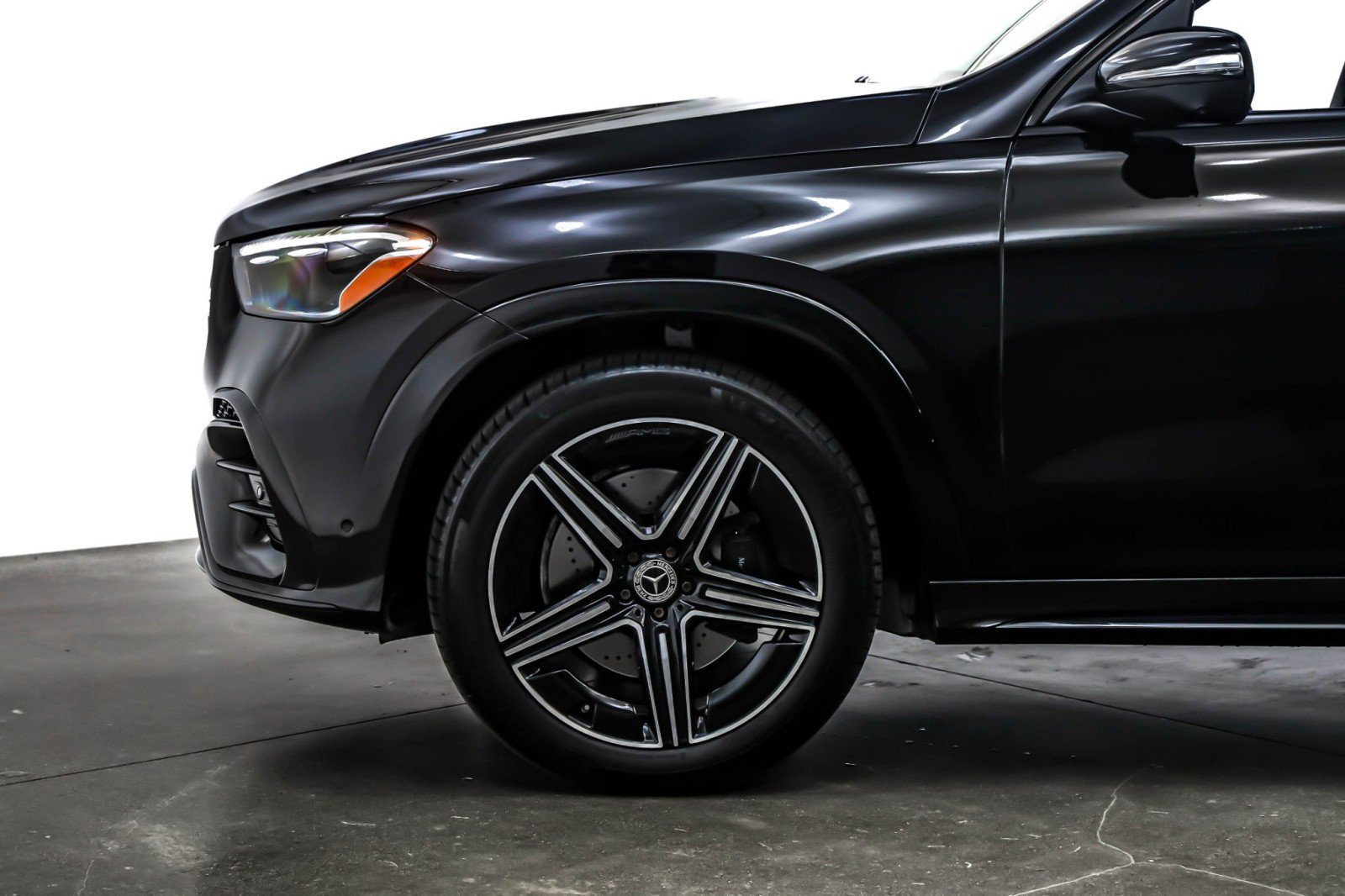 Certified 2025 Mercedes-Benz GLE 450 4MATIC image 11