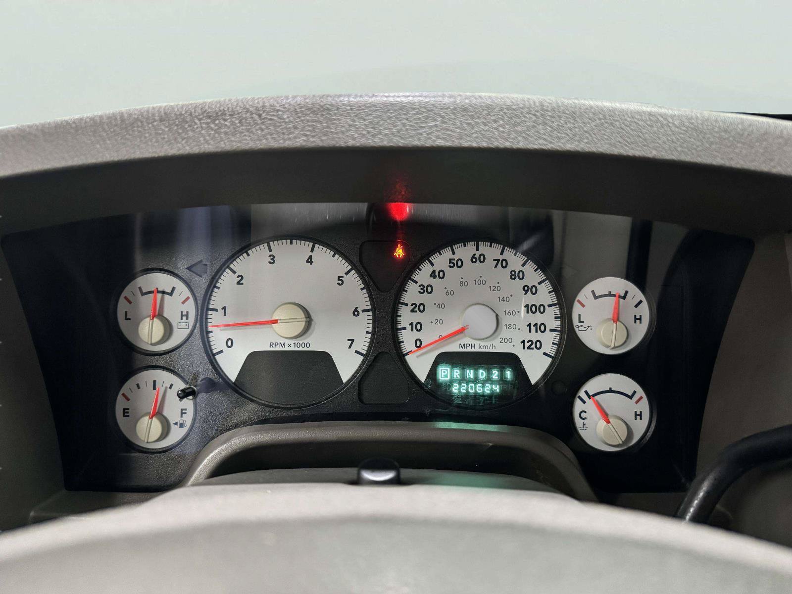 Used 2007 Dodge Ram 1500 Truck SLT RWD image 24