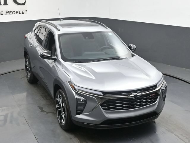 New 2026 Chevrolet Trax RS w/ Sunroof Package FWD image 25