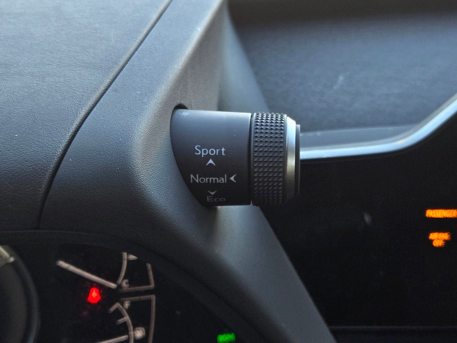 Used 2024 Lexus UX 250h FWD image 22