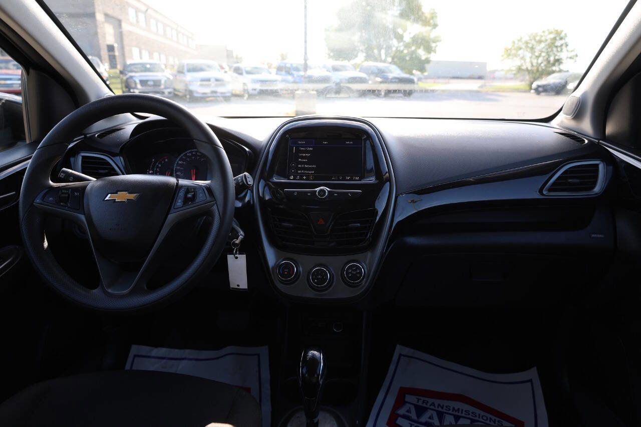 Used 2020 Chevrolet Spark LT FWD image 13