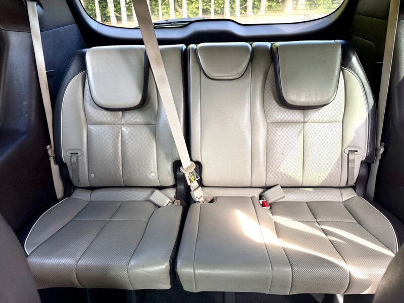 Used 2016 Kia Sedona SX Limited FWD image 11