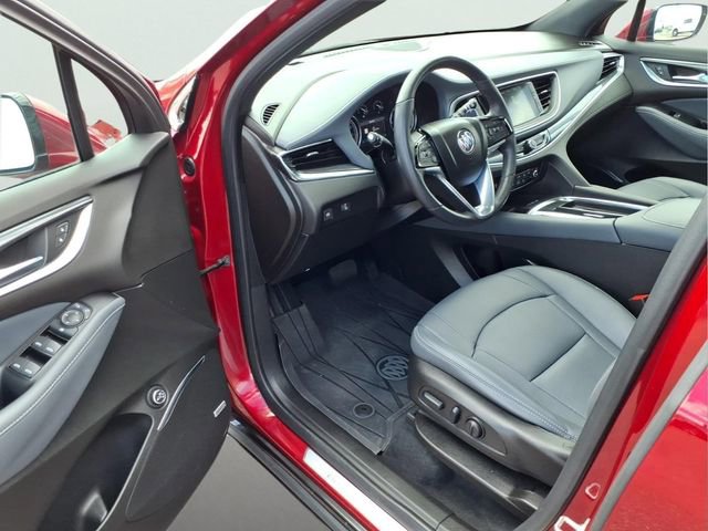 Used 2024 Buick Enclave Essence w/ Experience Buick Package AWD/4WD image 10