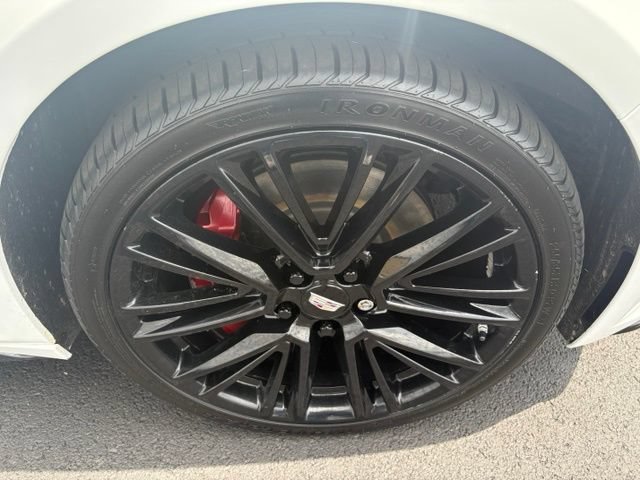 Used 2022 Cadillac CT5 V w/ LPO, ONYX Package AWD/4WD image 21