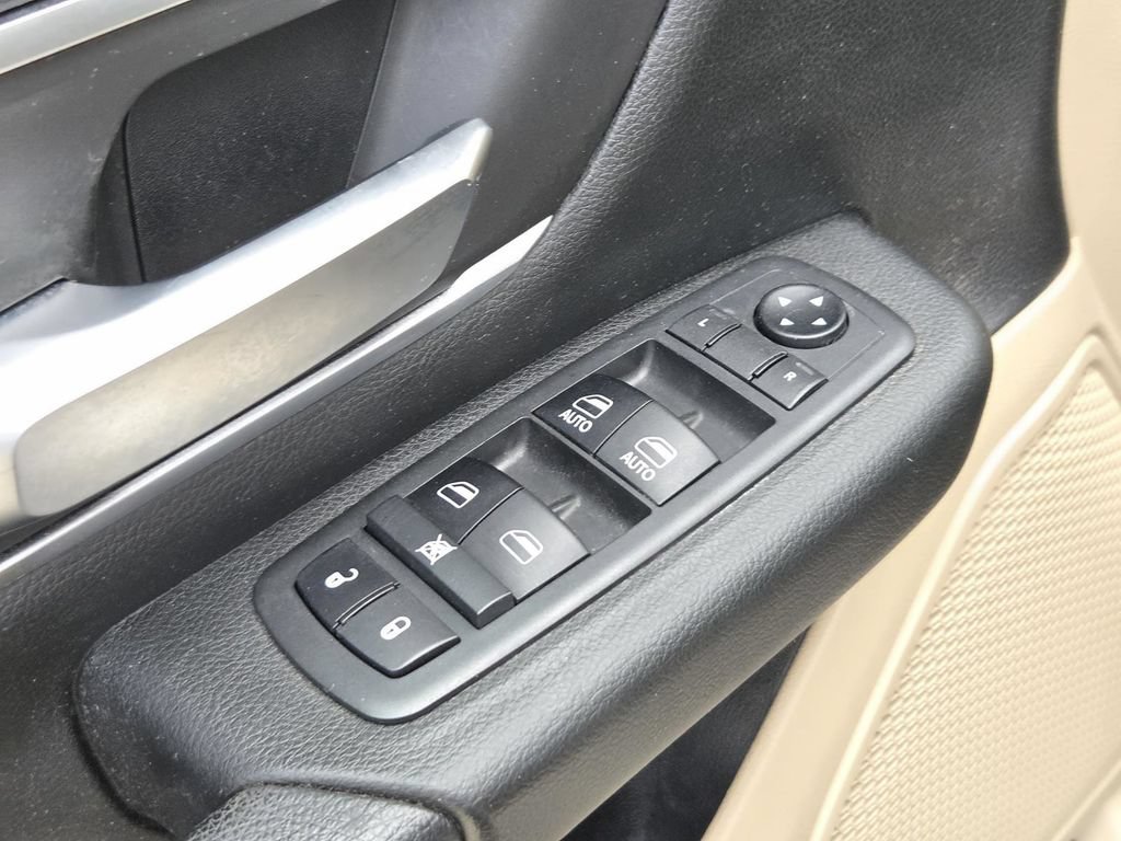 Used 2019 RAM 1500 Big Horn RWD image 18