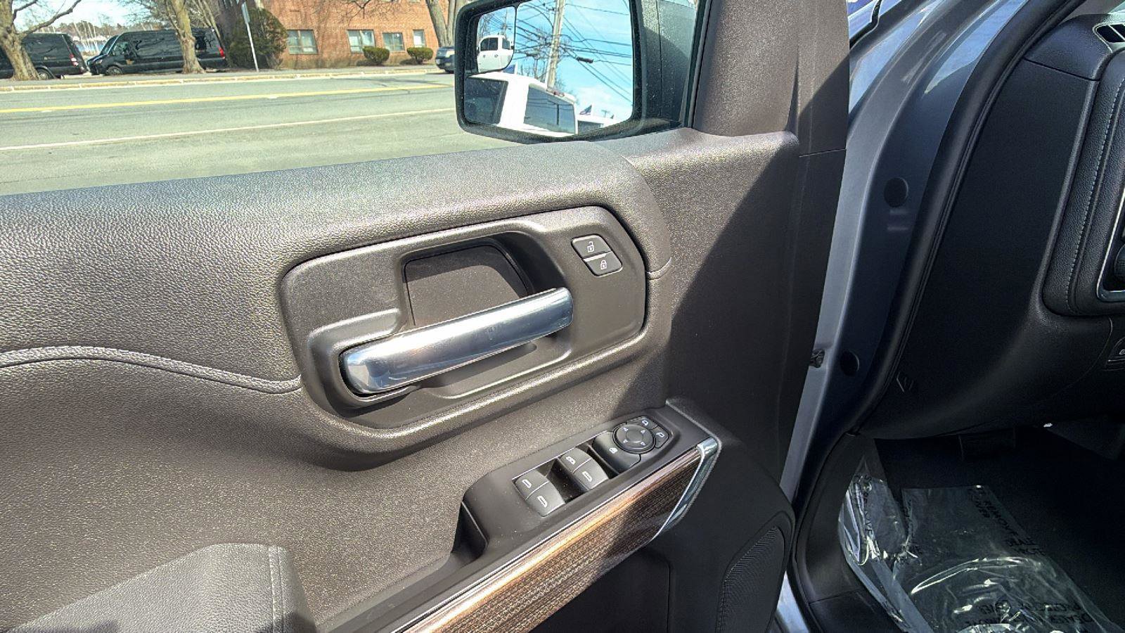 Used 2019 Chevrolet Silverado 1500 LT w/ All-Star Edition image 14