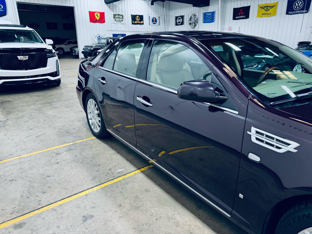 Used 2009 Cadillac STS V8 w/ Rwd Preferred Equipment Group image 20
