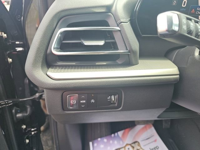 New 2026 Chevrolet Traverse LT w/ Driver Confidence Package image 19