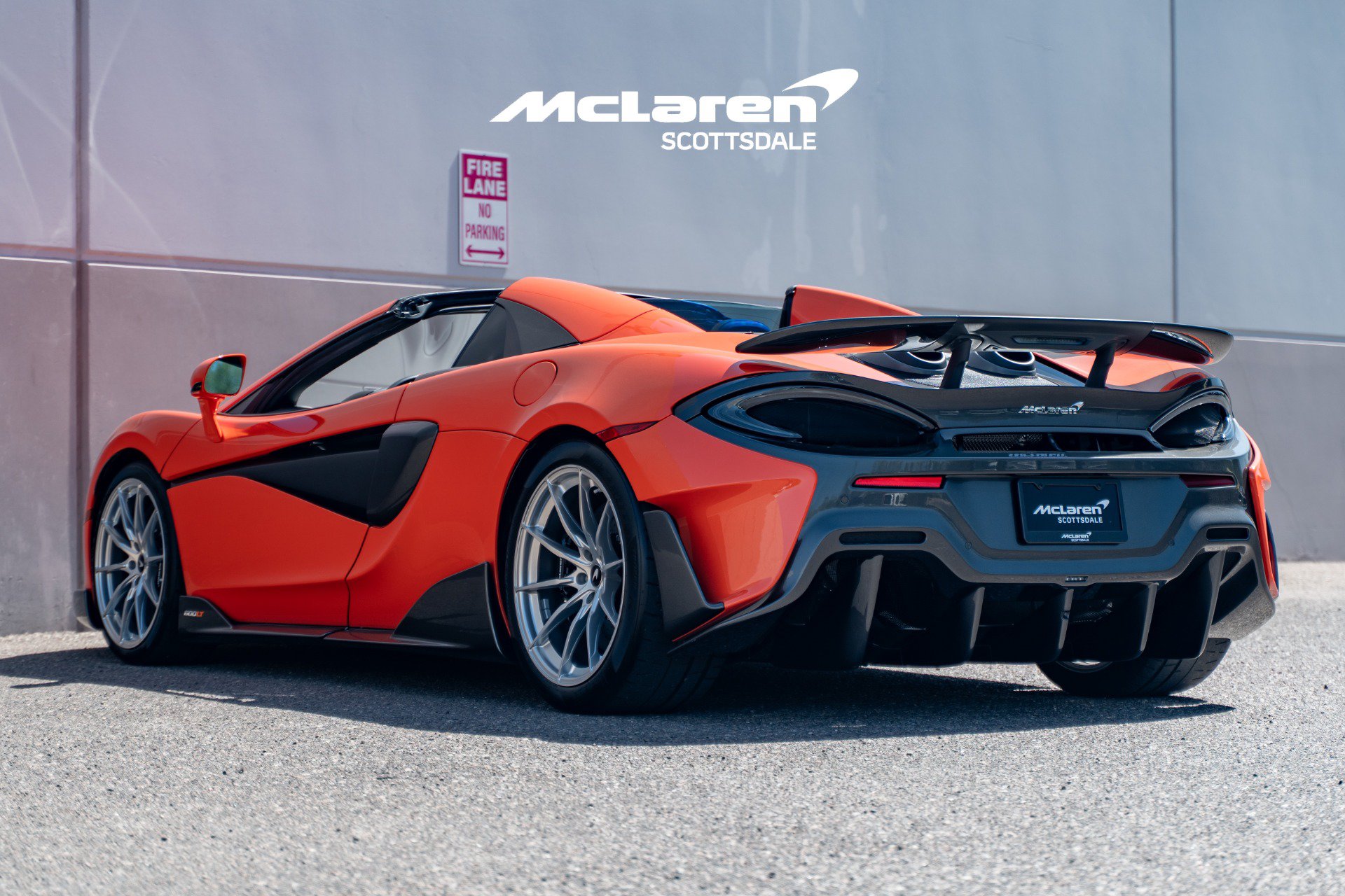Used 2020 McLaren 600LT Spider RWD image 5