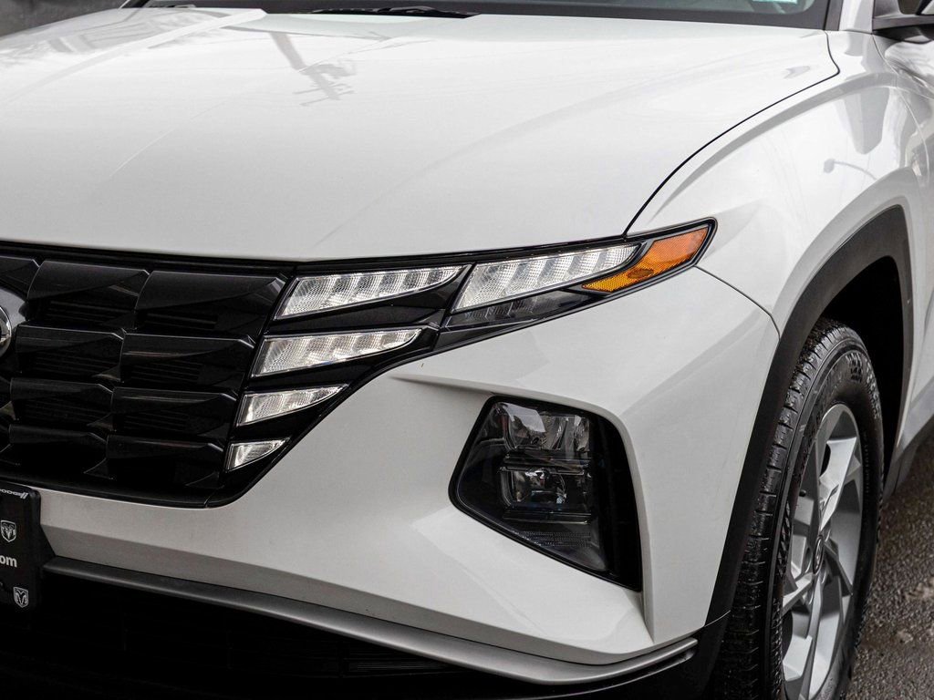 Used 2023 Hyundai Tucson SE image 34