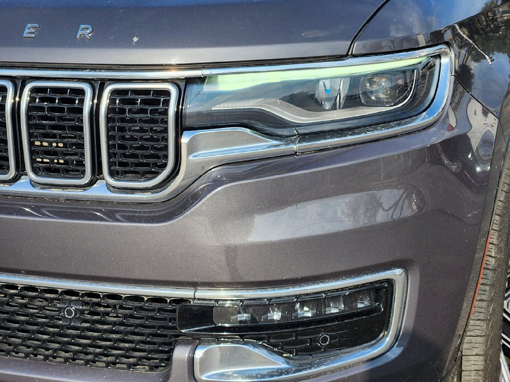 Used 2024 Jeep Wagoneer Series II w/ Flexible Seating Group AWD/4WD image 8