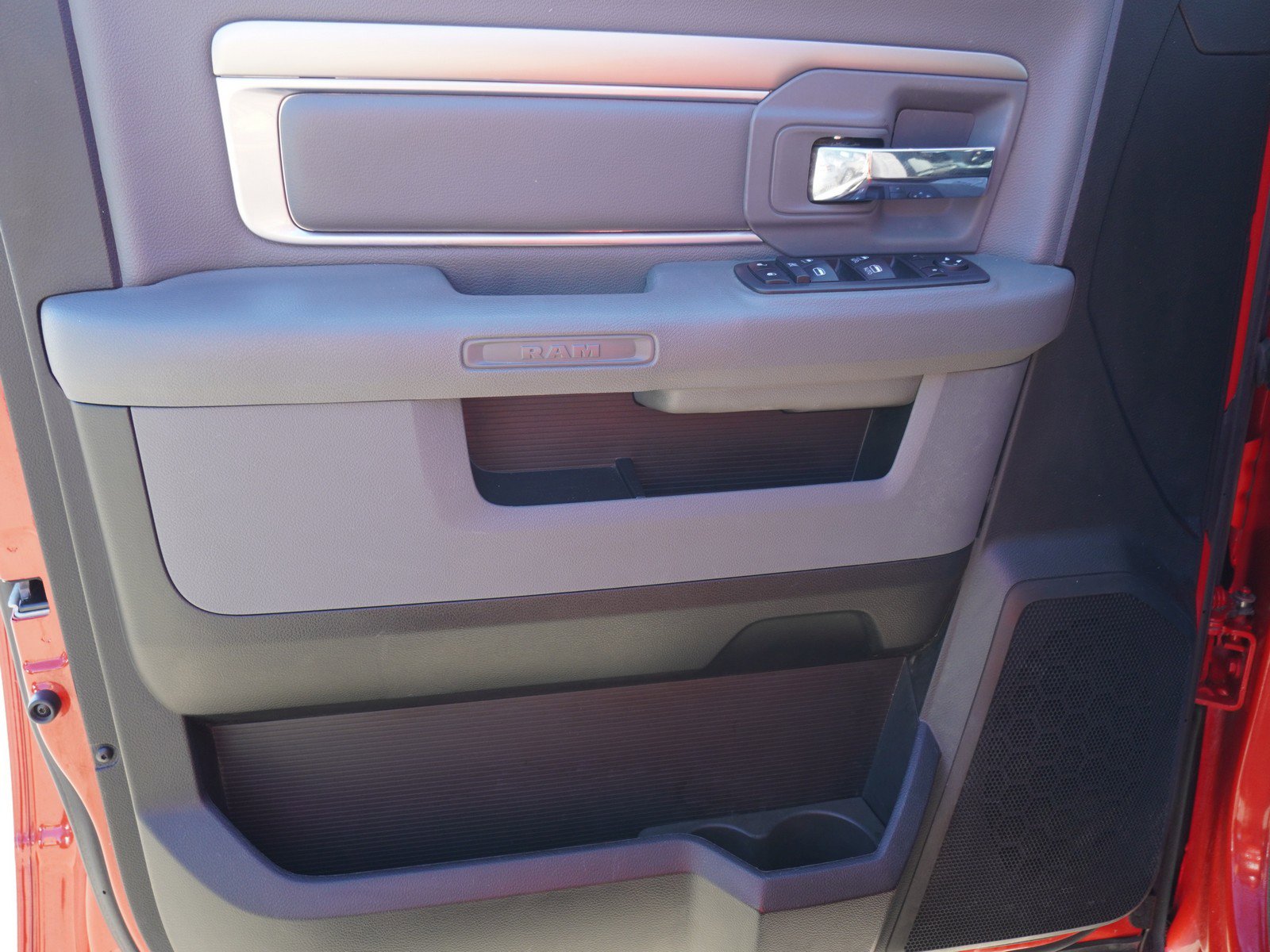 Used 2019 RAM 1500 Classic Warlock w/ Electronics Group image 17