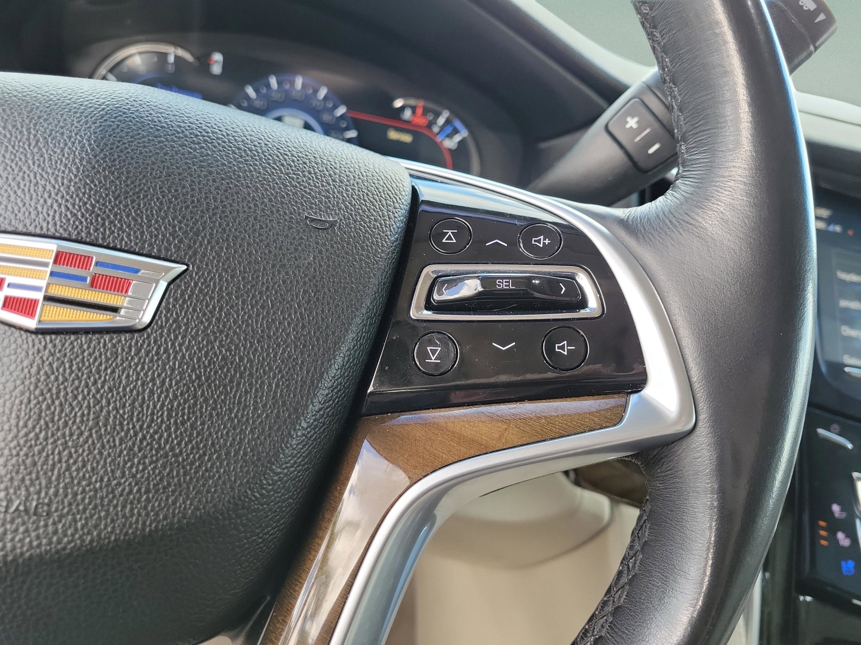 Used 2019 Cadillac Escalade Premium Luxury AWD/4WD image 23