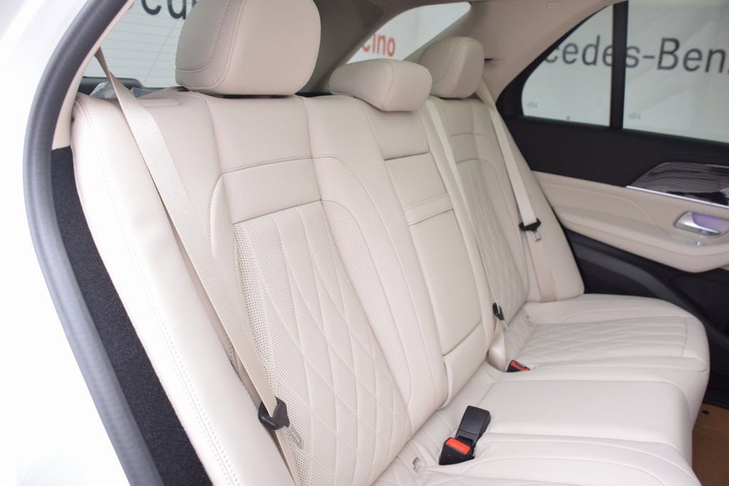 New 2026 Mercedes-Benz GLE 53 AMG 4MATIC image 17