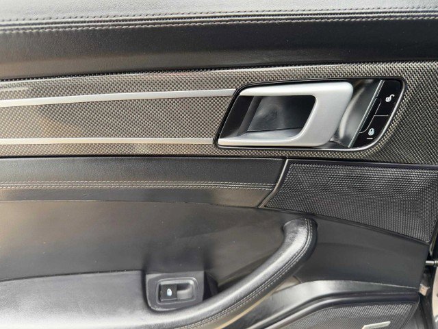 Used 2018 Porsche Panamera Turbo S image 36