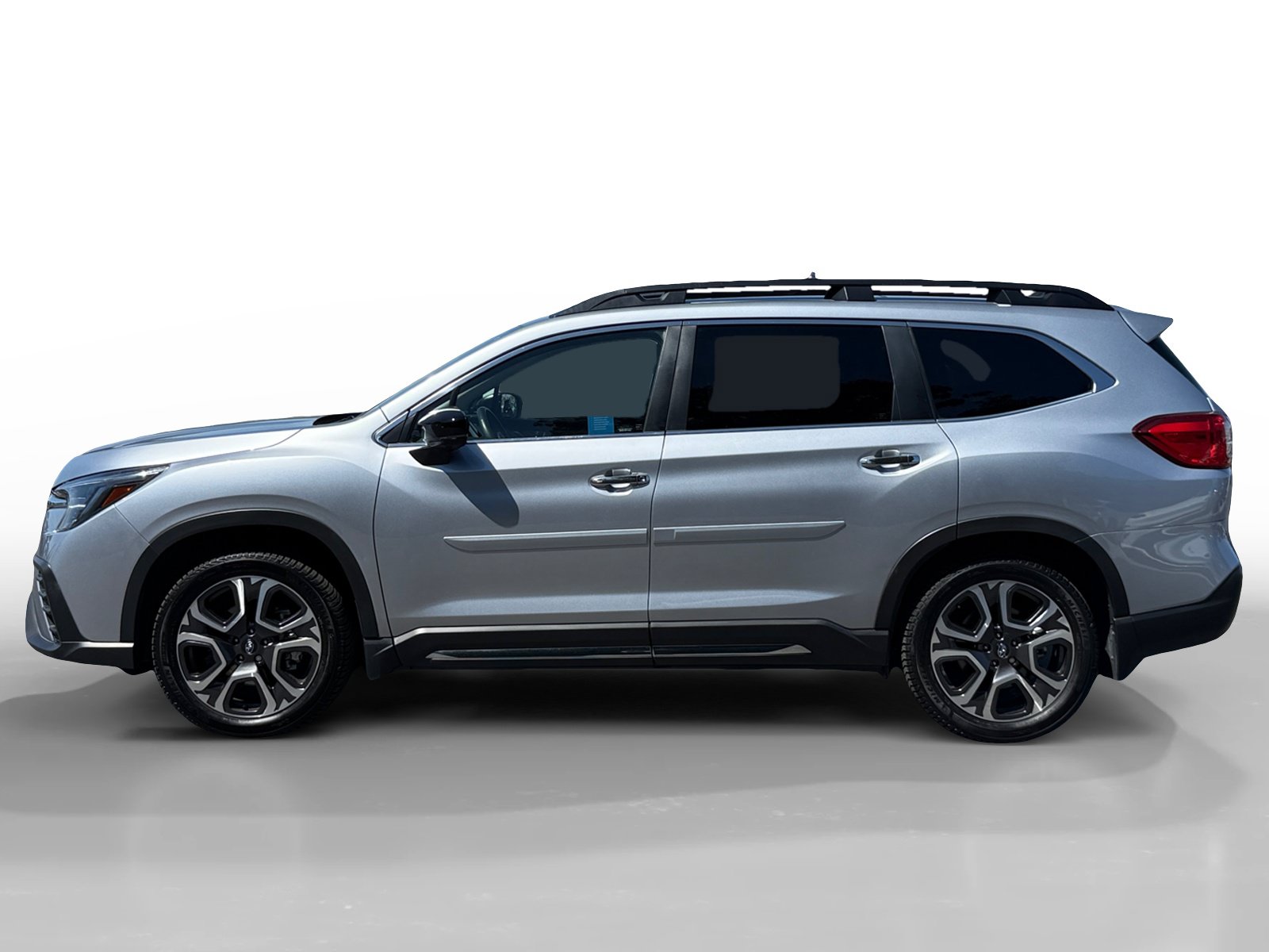 Used 2024 Subaru Ascent Touring AWD/4WD image 2