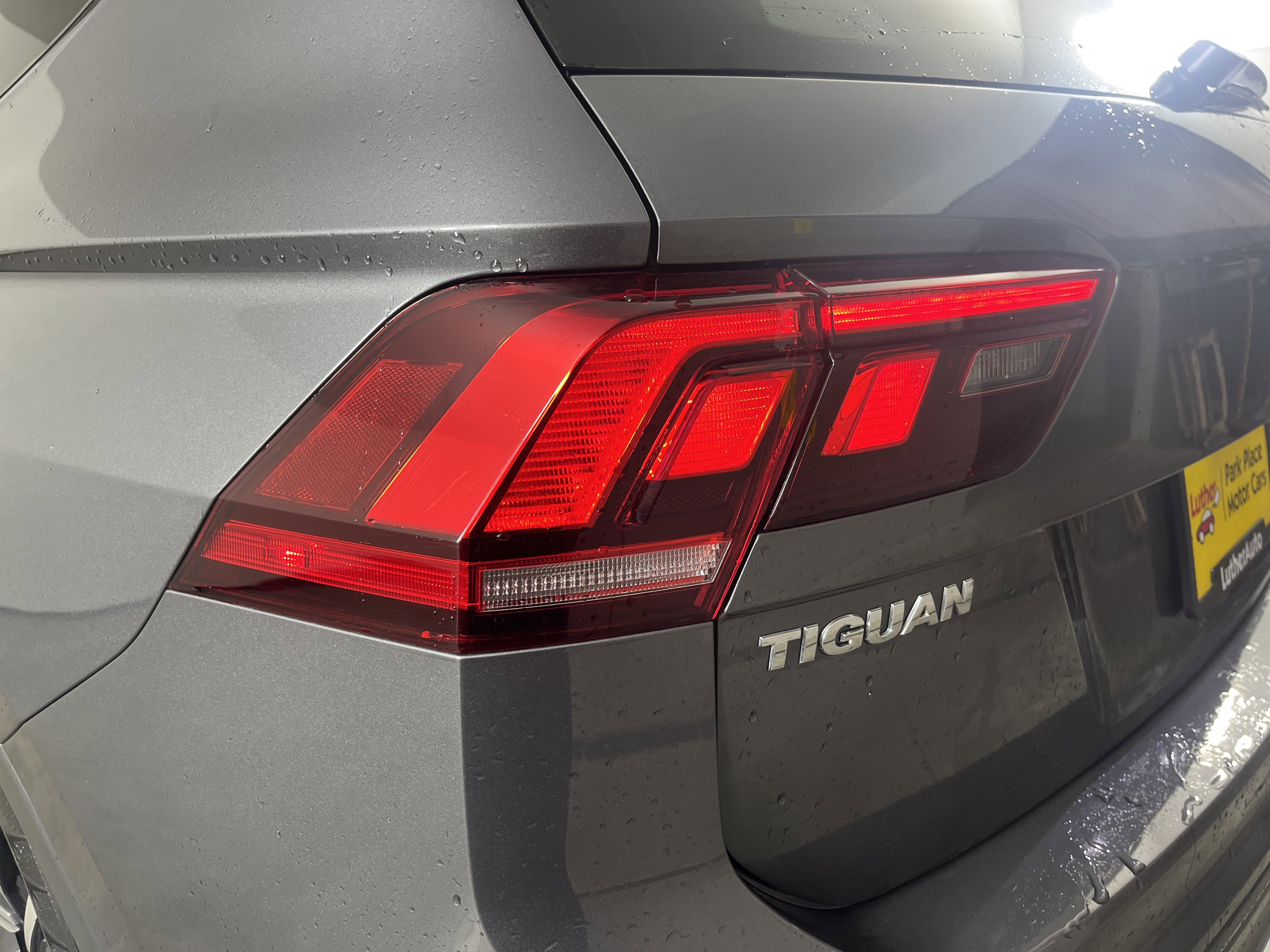 Used 2021 Volkswagen Tiguan S image 26