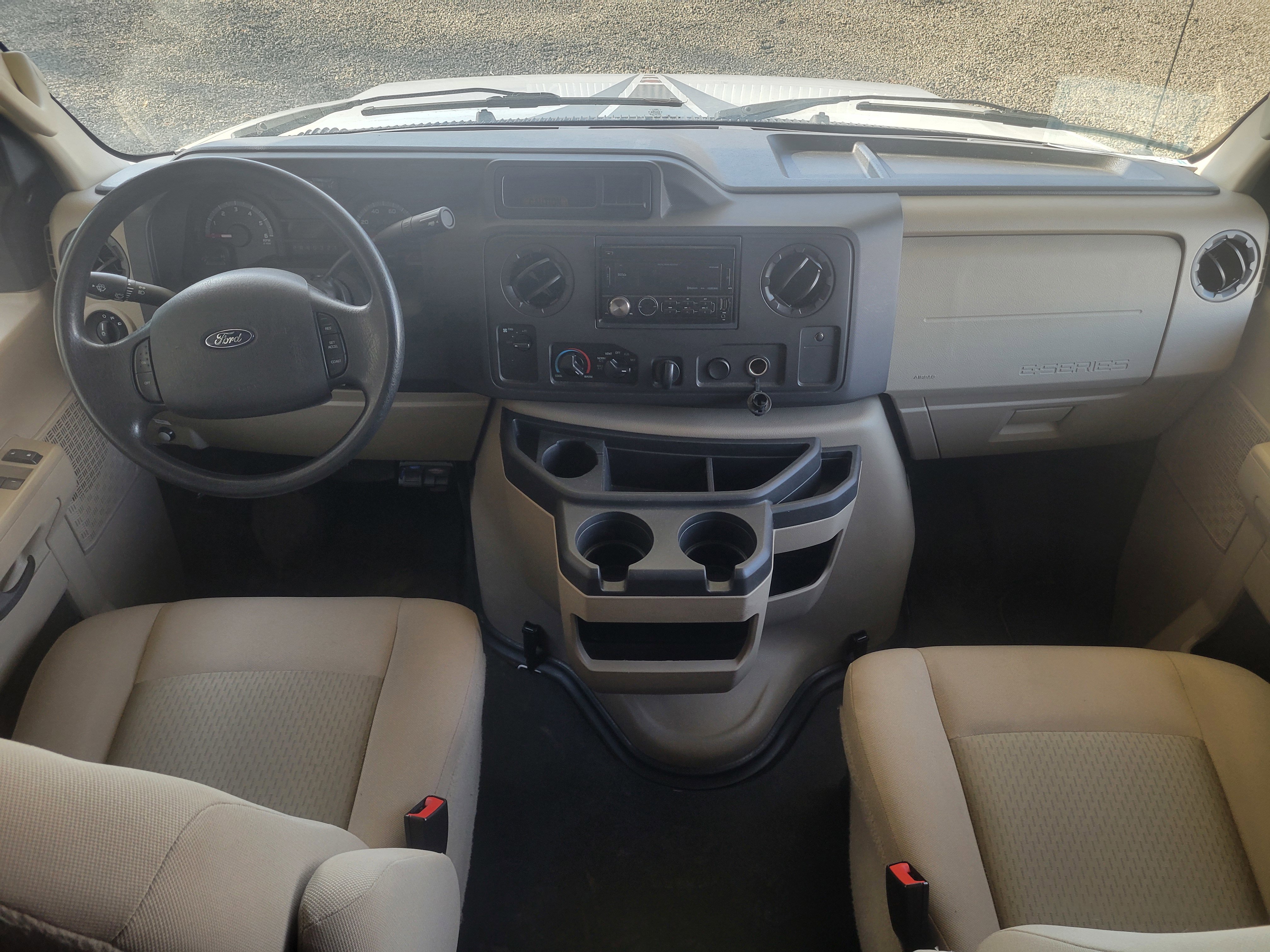 Used 2016 Ford E-450 and Econoline 450 Super Duty w/ Motorhome Prep Package RWD image 8