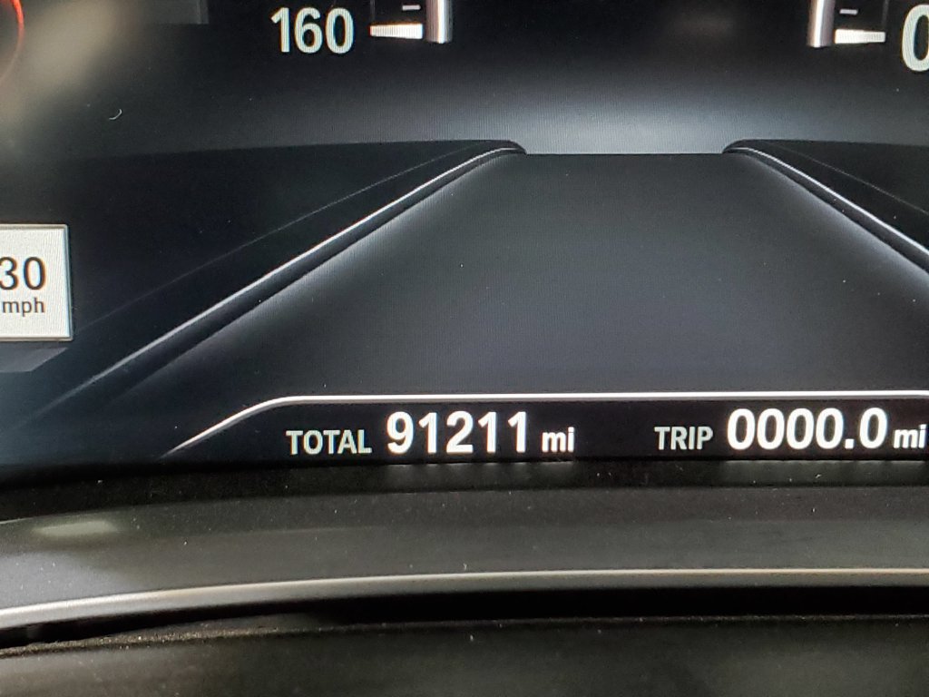 Used 2016 BMW 750i xDrive AWD/4WD image 37