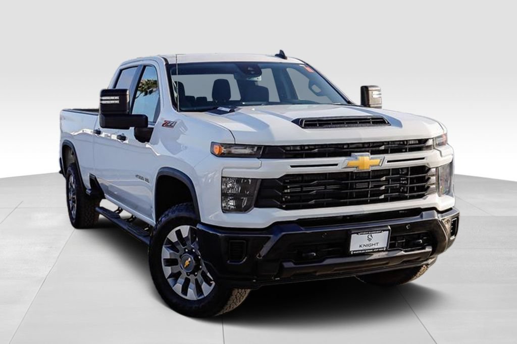 Used 2025 Chevrolet Silverado 2500 Custom w/ Custom Value Package AWD/4WD video 2