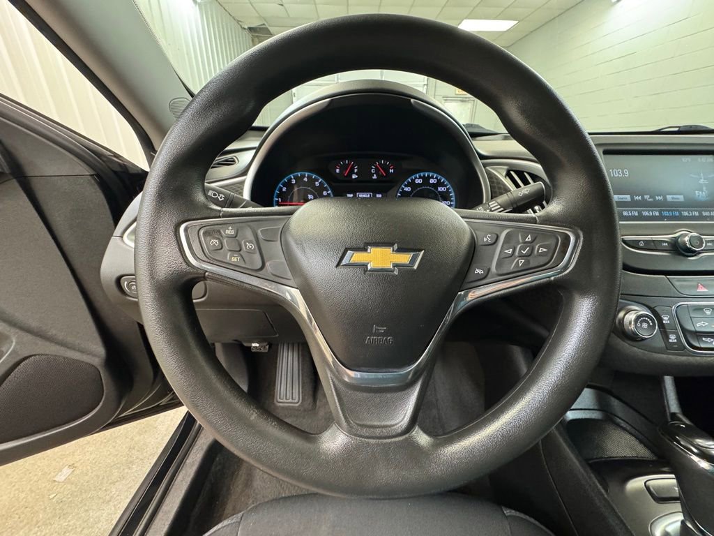Used 2016 Chevrolet Malibu LS image 29