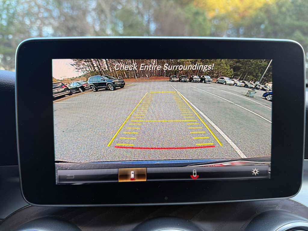 Used 2019 Mercedes-Benz GLC 350e 4MATIC image 22