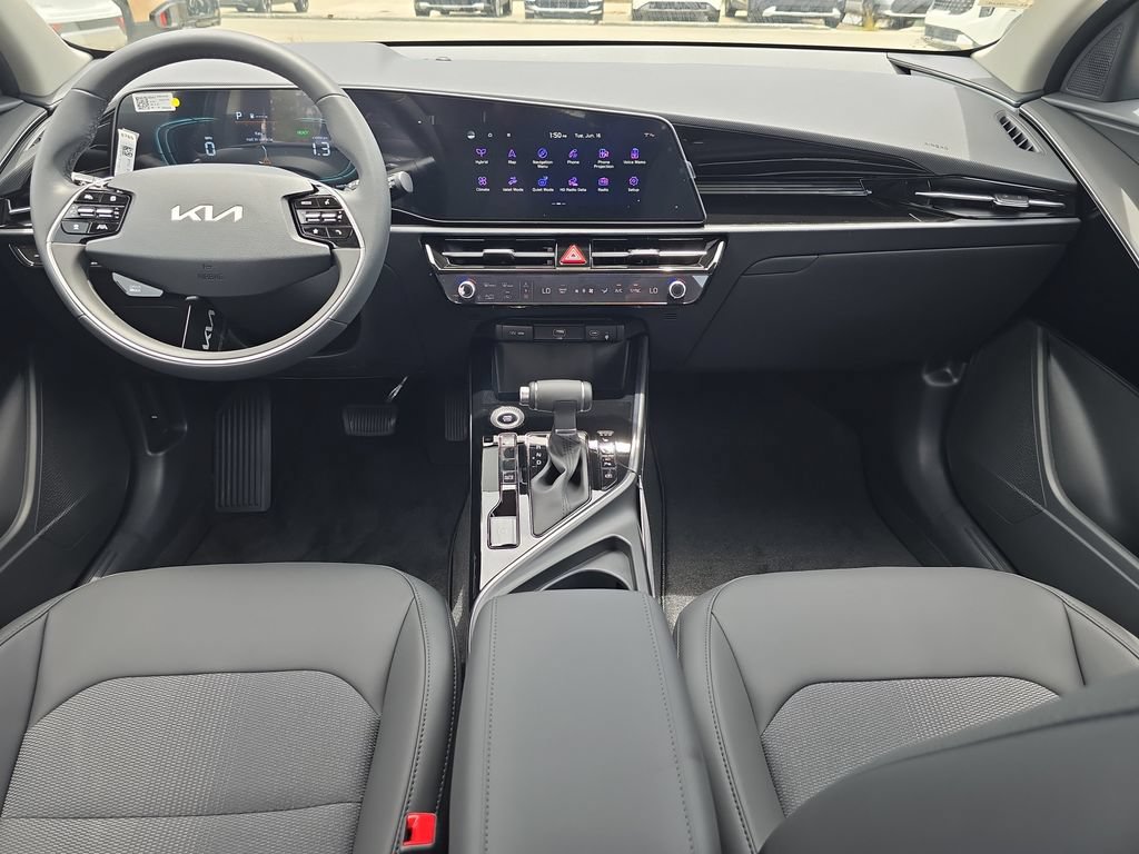 New 2026 Kia Niro EX FWD image 12