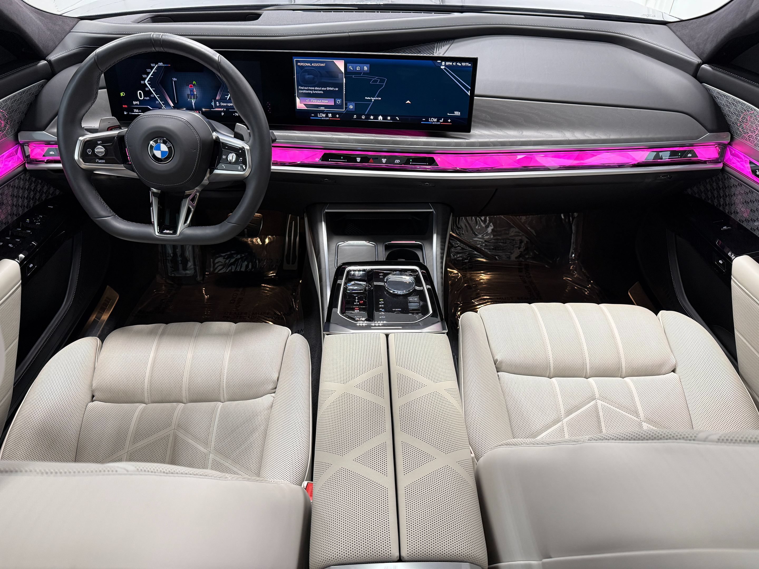 Used 2024 BMW 760i xDrive AWD/4WD image 16